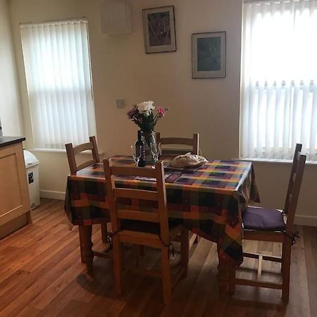 Great Offer 2 Bed Tenby Flat Free Parking المظهر الخارجي الصورة