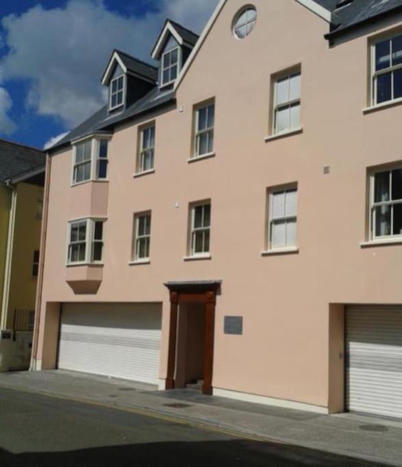 Great Offer 2 Bed Tenby Flat Free Parking المظهر الخارجي الصورة
